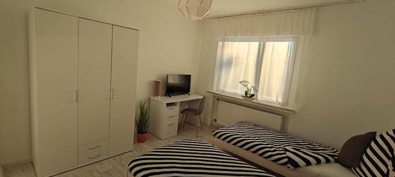 Schoene Und Optimal Gelegene Wohnung Weisskirchen Εξωτερικό φωτογραφία