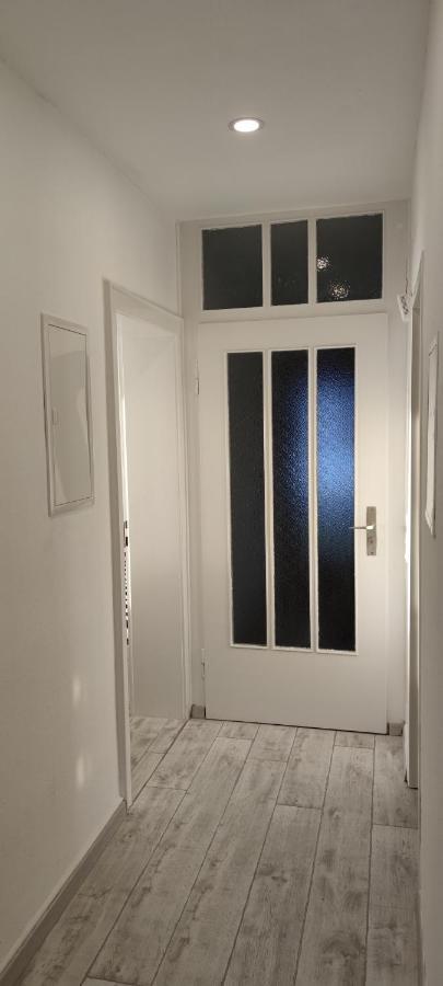 Schoene Und Optimal Gelegene Wohnung Weisskirchen Εξωτερικό φωτογραφία